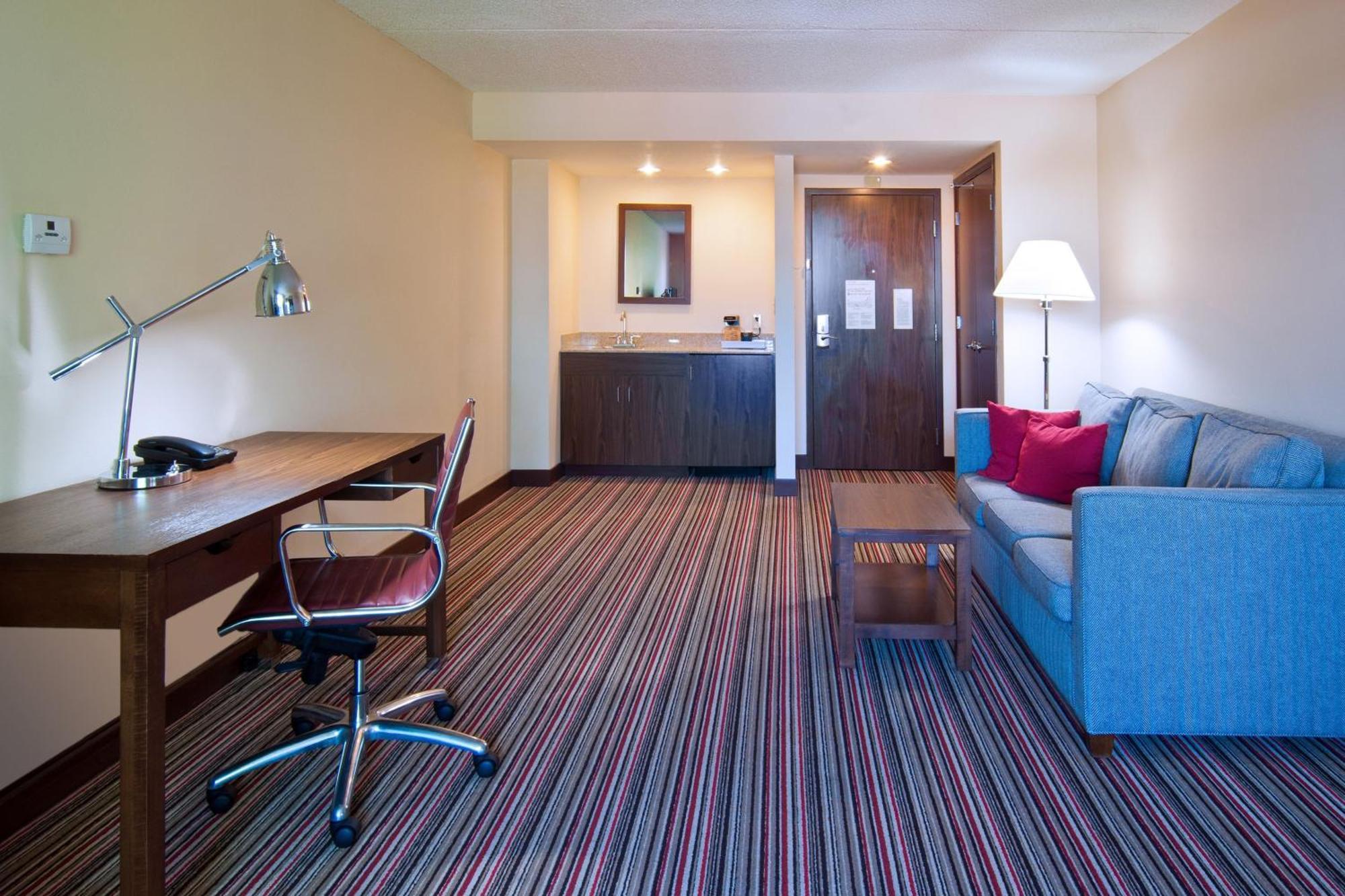 Four Points By Sheraton Nashville Airport Exterior foto
